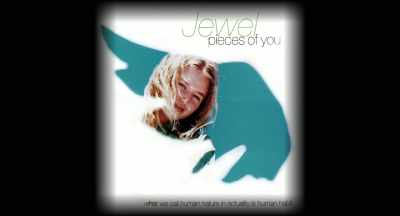 [Narrator] Jewel's
ability to live mindfully - The Mindfulness Movement