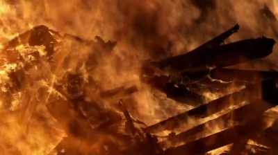 Narrator: Joe uncovers
a destruction layer of burning - Dead Sea Scrolls: The Doomsday Prophecy
