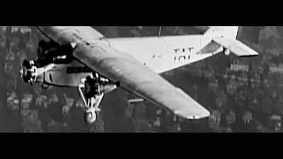 ‐ [Narrator] Lindbergh's
influence on the airline - The Titans That Built America