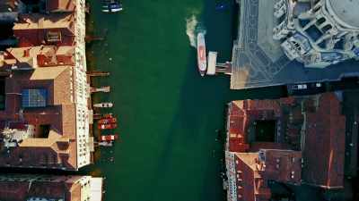 NARRATOR:
Lorenzo's biggest enemy is silt. - Europe From Above