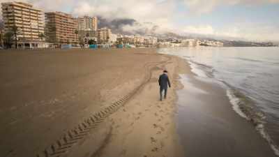 NARRATOR: Next time, on the
Mafia and Britain, I head to Spain - Ross Kemp: Mafia and Britain