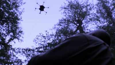 [narrator]  Normal drones
 of this size - Expedition Bigfoot