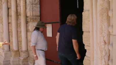 Narrator: OUT OF
THE 20 GRAND MASTERS - Lost Relics of the Knights Templar