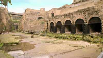 NARRATOR: Pier Paolo's
investigation reveals that - Lost Treasures of Rome