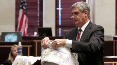 NARRATOR: Prosecutor Jeff
Ashton is convinced his team has - Casey Anthony: An American Murder Mystery