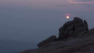NARRATOR: Race organizers
decided there would be no bikes - Pike's Peak: On The Edge