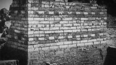 [narrator] Robert Koldewey
discovered a basement
with 14 rooms - Mysteries of the Abandoned