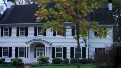 Narrator: RUDOLF ALSO ARGUES
THAT THE INVESTIGATORS - An American Murder Mystery: The Staircase