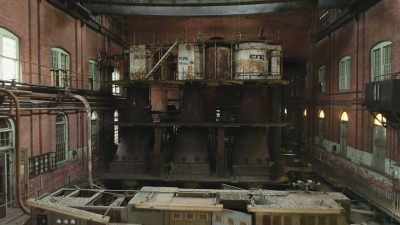 [narrator]
Rusting relics
that helped build America. - Mysteries of the Abandoned