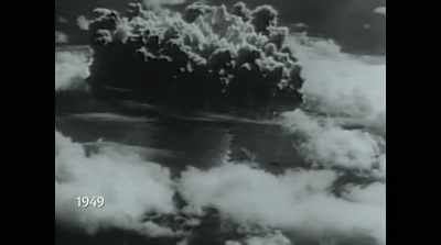 Narrator: Someone had
passed America's atomic
bomb secrets to Russia. - Bully. Coward. Victim. The Story of Roy Cohn