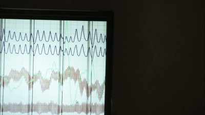 Narrator: THE 64-YEAR-OLD
EVEN AGREES TO TAKE A POLYGRAPH. - Children of the Snow