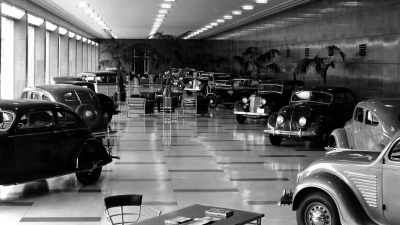 - [Narrator] The
Airflow's biggest problem - The Cars That Made America