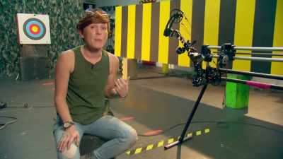 Narrator: THE ANSWER TO THAT
MIGHT BE THIS. - Mythbusters Jr.