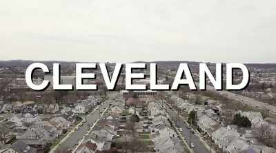 [narrator]  The Cleveland crew
has located a massive clog - Sewer Divers