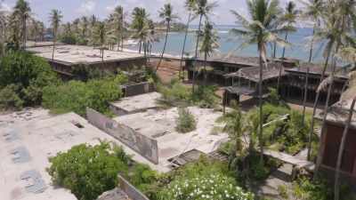 [narrator]
The Coco Palms
was a hotel, - Mysteries of the Abandoned