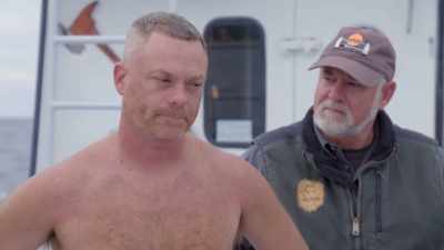 NARRATOR:  The fact that
the underwater metal detector - The Curse of Civil War Gold