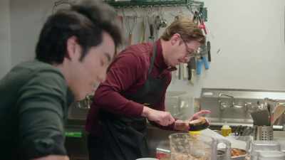[narrator] The guys
are making eight patties - No Recipe Road Trip With the Try Guys