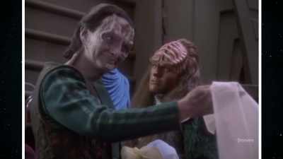 (Narrator) The kazon were
no substitute for the klingons. - The Center Seat: 55 Years of Star Trek