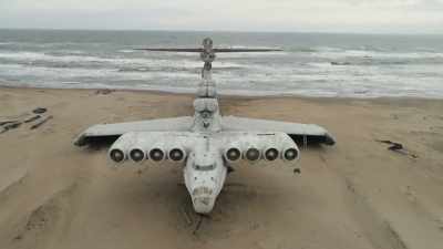 [narrator] The Lun
was declared a huge success. - Mysteries of the Abandoned