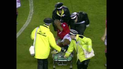[narrator]
The pressure was mounting
on Alex Ferguson. - Fever Pitch: The Rise of the Premier League