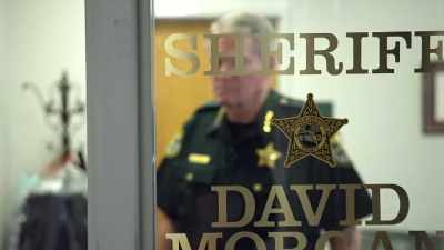 NARRATOR: The sheriff’s
information was based apparently - Killer Cases