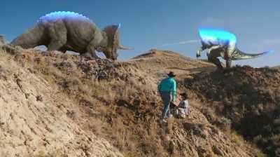 Narrator:
THEY DON'T KNOW THE SPECIES YET,
BUT BASED ON THE BONES - Dino Hunters