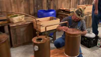  [narrator] they'll go
  head to head - Moonshiners: Master Distiller