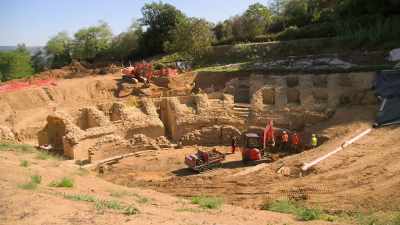 NARRATOR: This ancient virgin site,
untouched by previous excavations, - Lost Treasures of Rome