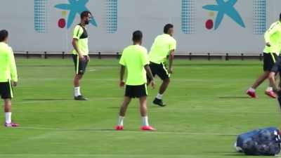 - [Narrator] This game
displayed their true skill - Lionel Messi - The Greatest