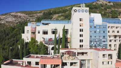 [narrator] This is
the Hotel Belvedere. - Mysteries of the Abandoned