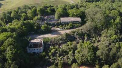 [narrator] This is the old
Atlanta Prison Farm. - Mysteries of the Abandoned