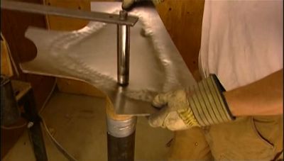 Narrator:
TODAY ON "HOW IT'S MADE"... - How It's Made