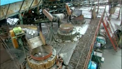 >> Narrator: TODAY ON - How It's Made