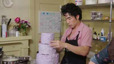 [narrator] Uh-oh.
Eugene did not use dowels. - No Recipe Road Trip With the Try Guys