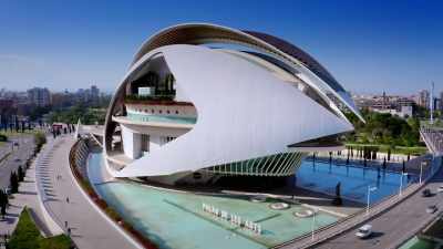 [narrator]  Valencia's stand
 out structure was
 facing disaster - Engineering Catastrophes