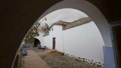 Narrator: Was villa winter
a stepping-stone to argentina? - Secret Nazi Ruins