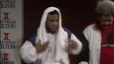 - [Narrator] We were all blown - Bruno v Tyson