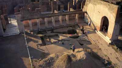 NARRATOR: When did the layout
of the baths change and why? - Lost Treasures of Rome