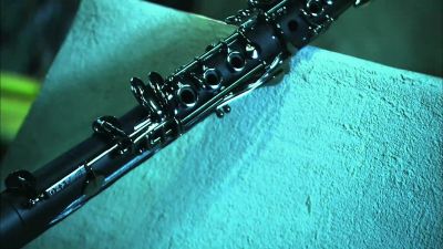 Narrator: WHEN THE CLARINETIST
BLOWS INTO THE INSTRUMENT, - How It's Made