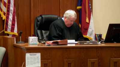 NARRATOR:
Which narrative had the jury - Killer Cases