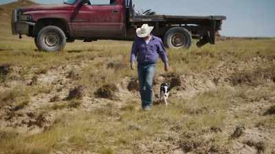 Narrator:
WHILE HIS DAD NEGOTIATES - Dino Hunters