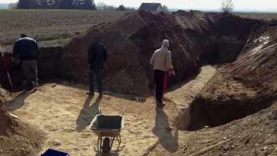 Narrator: While preparing
for excavations, - Secret Nazi Ruins