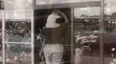 - [narrator] with fujisawa
bringing order to the business, - The Cars That Made the World