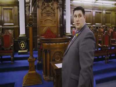 [narrator] Working alongside Matthew - Inside the Freemasons