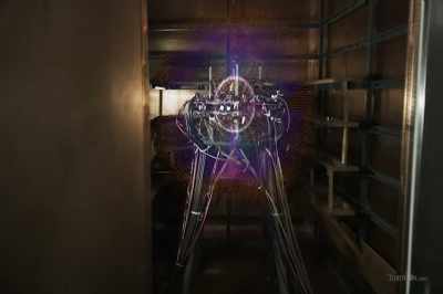 [Nassim] This device
is built out of two coils - Thrive II: This Is What It Takes