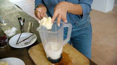 - Nata is the thick,
butter-like cream - Eva Longoria: Searching for Mexico