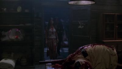 Nate, she's dead. - Wrong Turn 3: Left for Dead