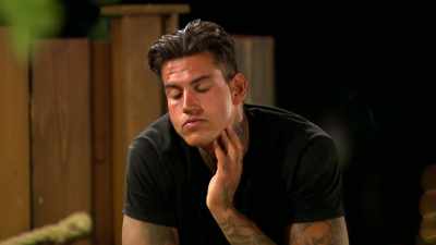 NATHAN: Nah, nor did I.
Nor did any of us, - Love Island