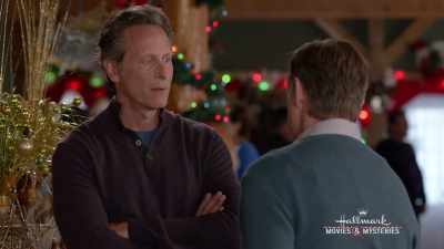 - Nathan said that Amelia's car
is gone. She left last night. - Return to Christmas Creek
