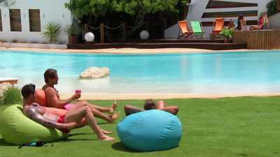 NATHAN: Was going, "Oh,
he's lasting so long." - Love Island